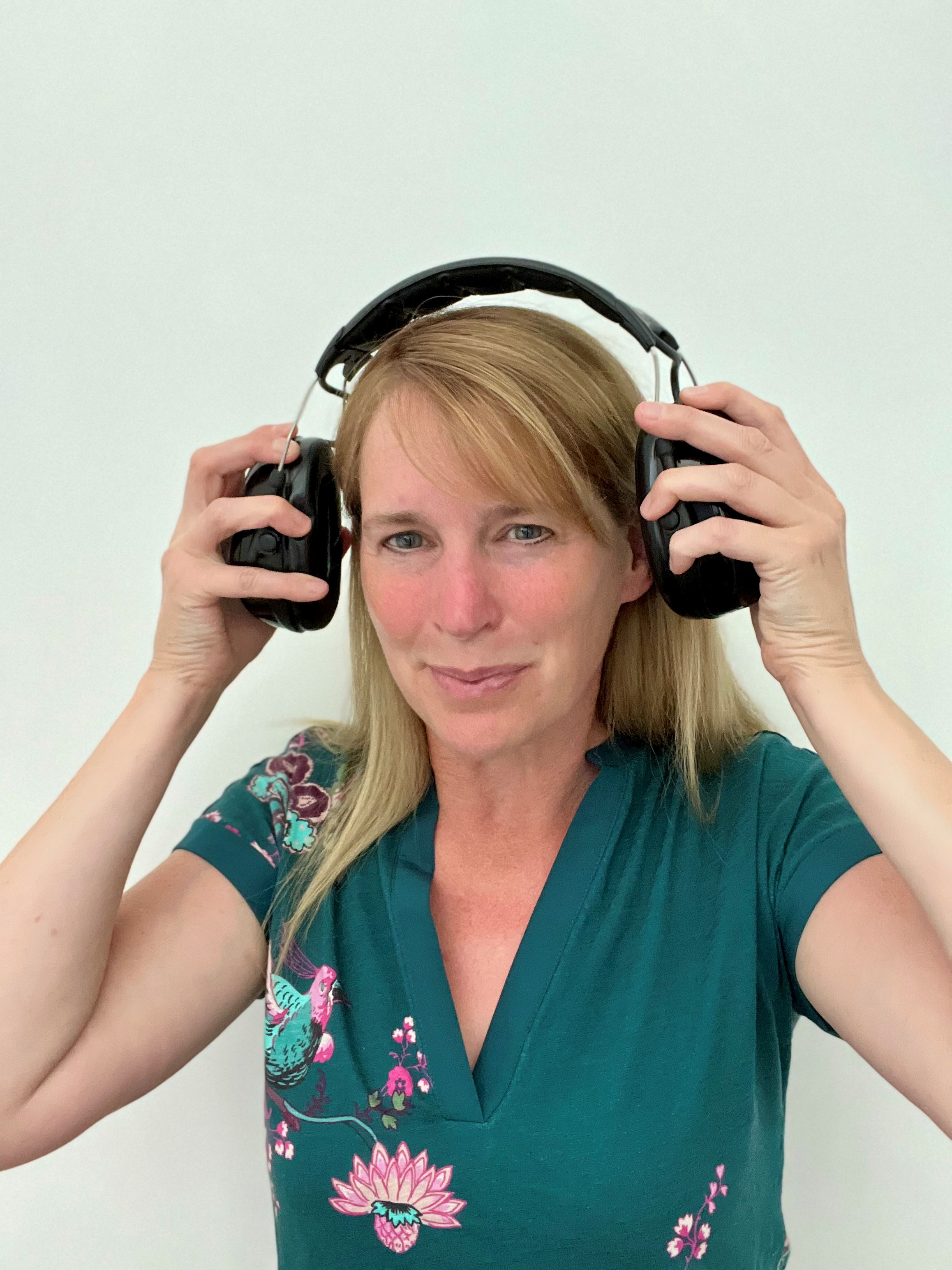 Rachel_van_Besouw_headshot